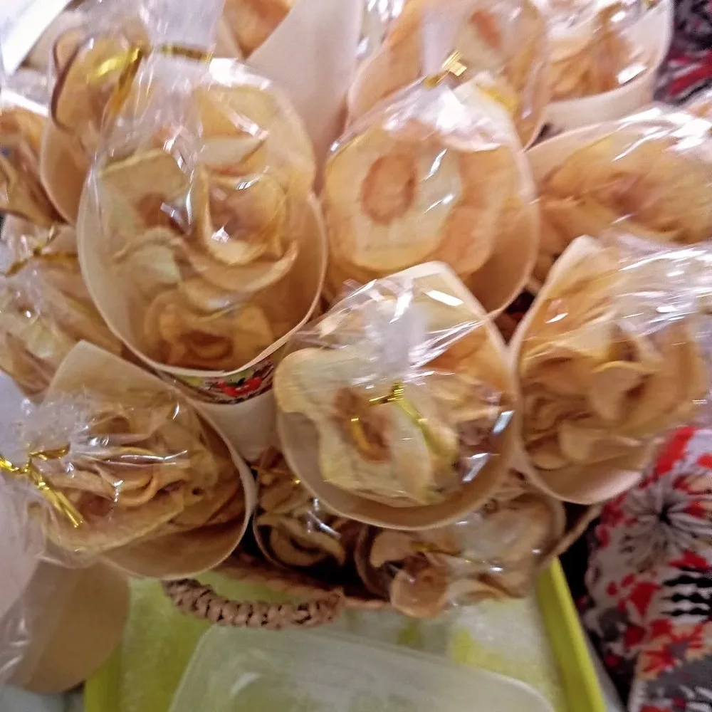 Chips de pomme en présentation — EcoVie Coopérative